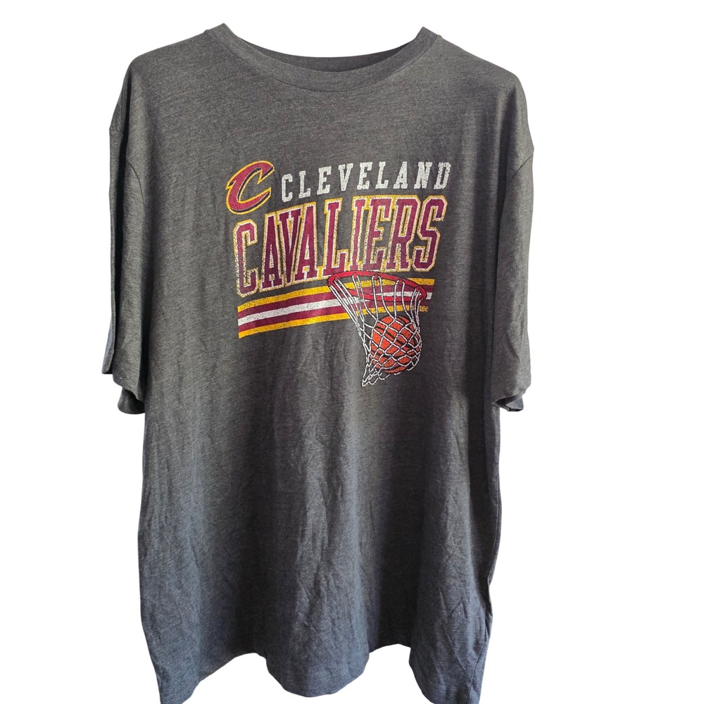 Cleveland Cavaliers NBA Basketball T-Shirt Mens 2XL Gray‎ Graphic